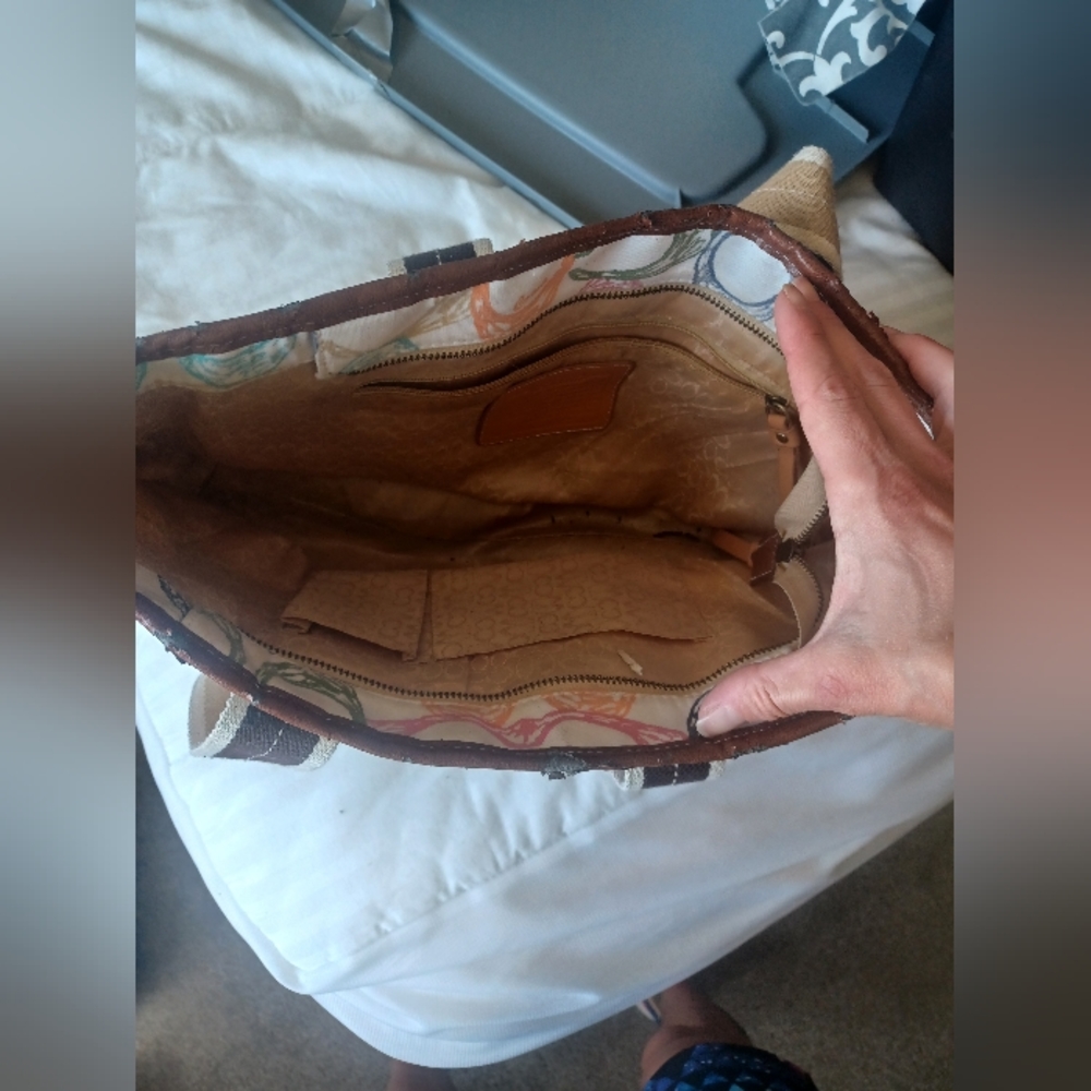 Authentic Coach Purse - Picture 2 of 3